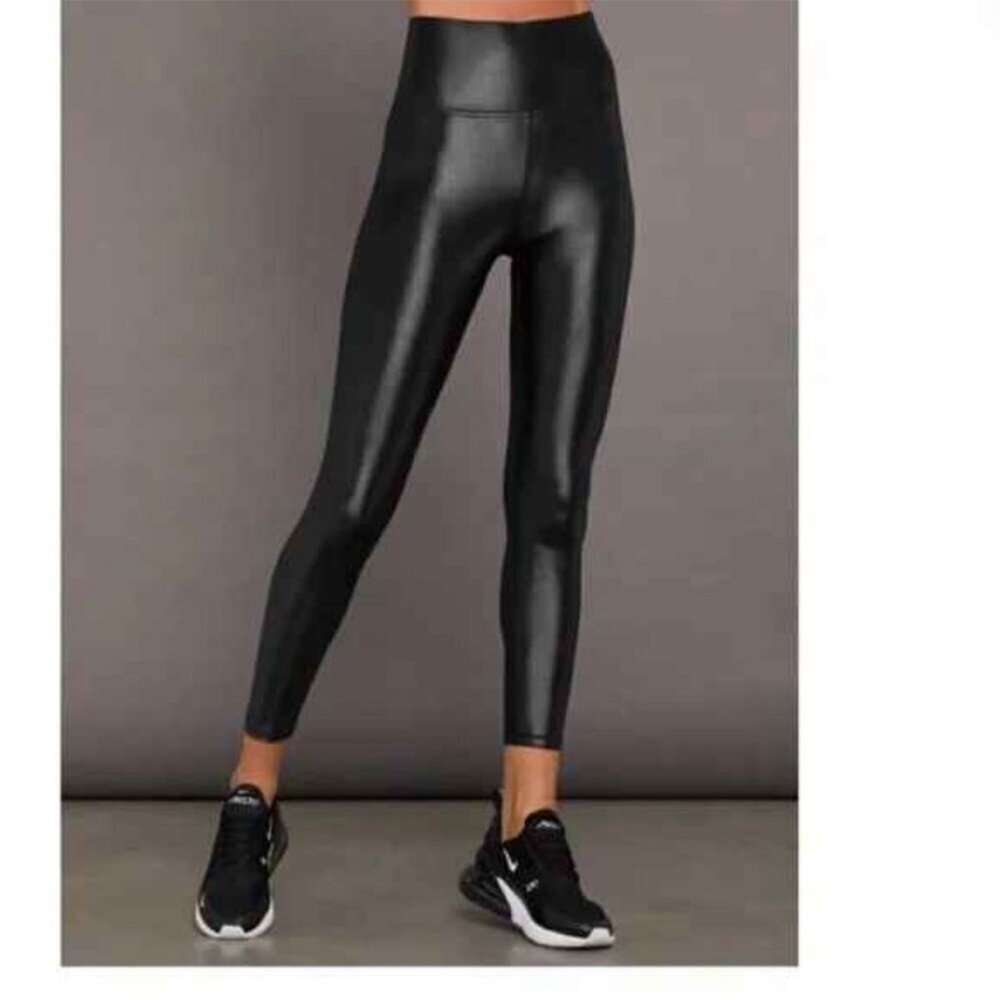 Carbon 38 Black Metallic Leggings